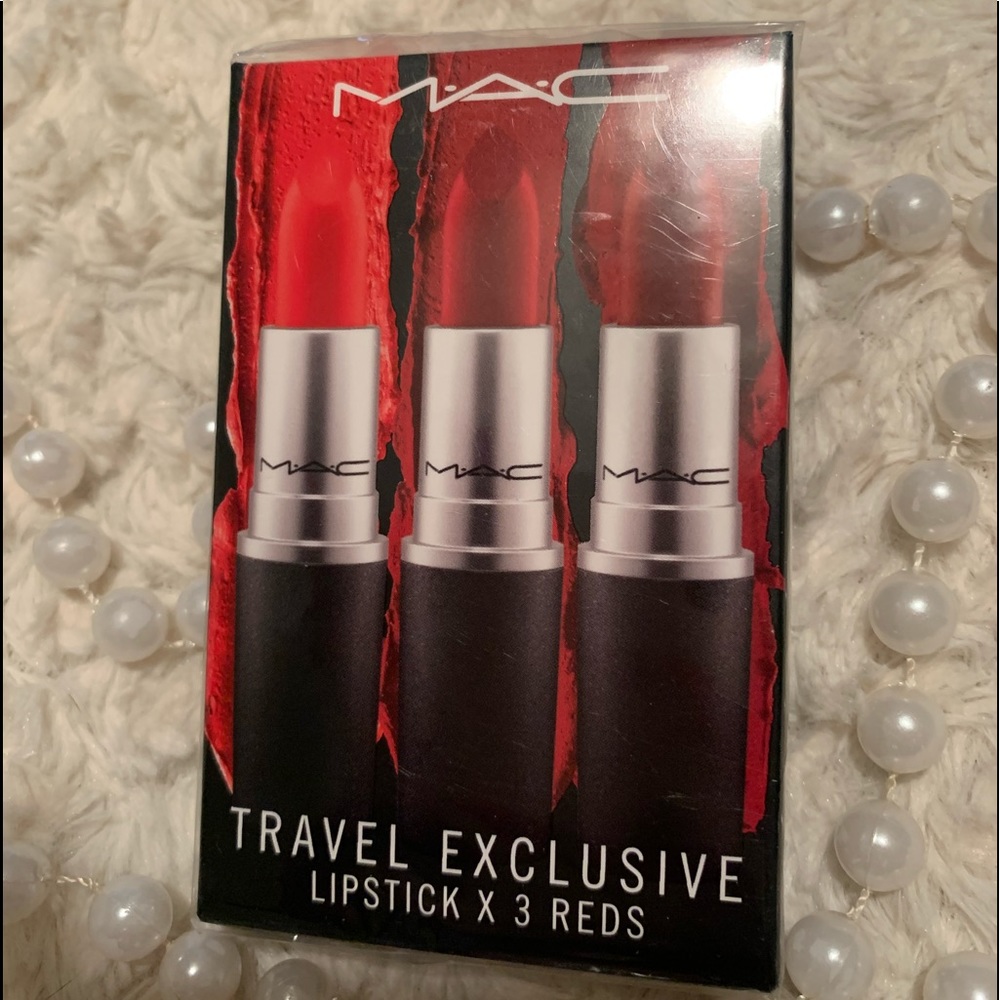 -MAC Travel Exclusive Lipsticks x3 reds♥️💋